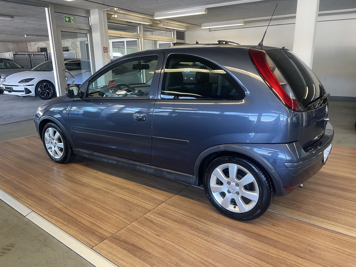 Opel Automobili: Opel Corsa 1.2 tp HalbAutomatisch – Usato da Adliswil venduto da zorro1993 3
