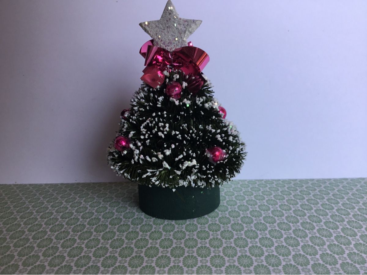 Alle Dekorationen: Alter kleiner Christbaum 1:12 – Gebraucht aus St. Gallen von chamilla