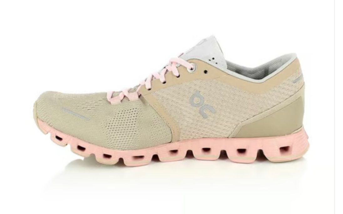 On Scarpe da donna: ON Laufschuh Cloud X Sneaker Grösse 36.5 – Nuovo e nell'imballaggio originale da Hombrechtikon venduto da Dannii0 1