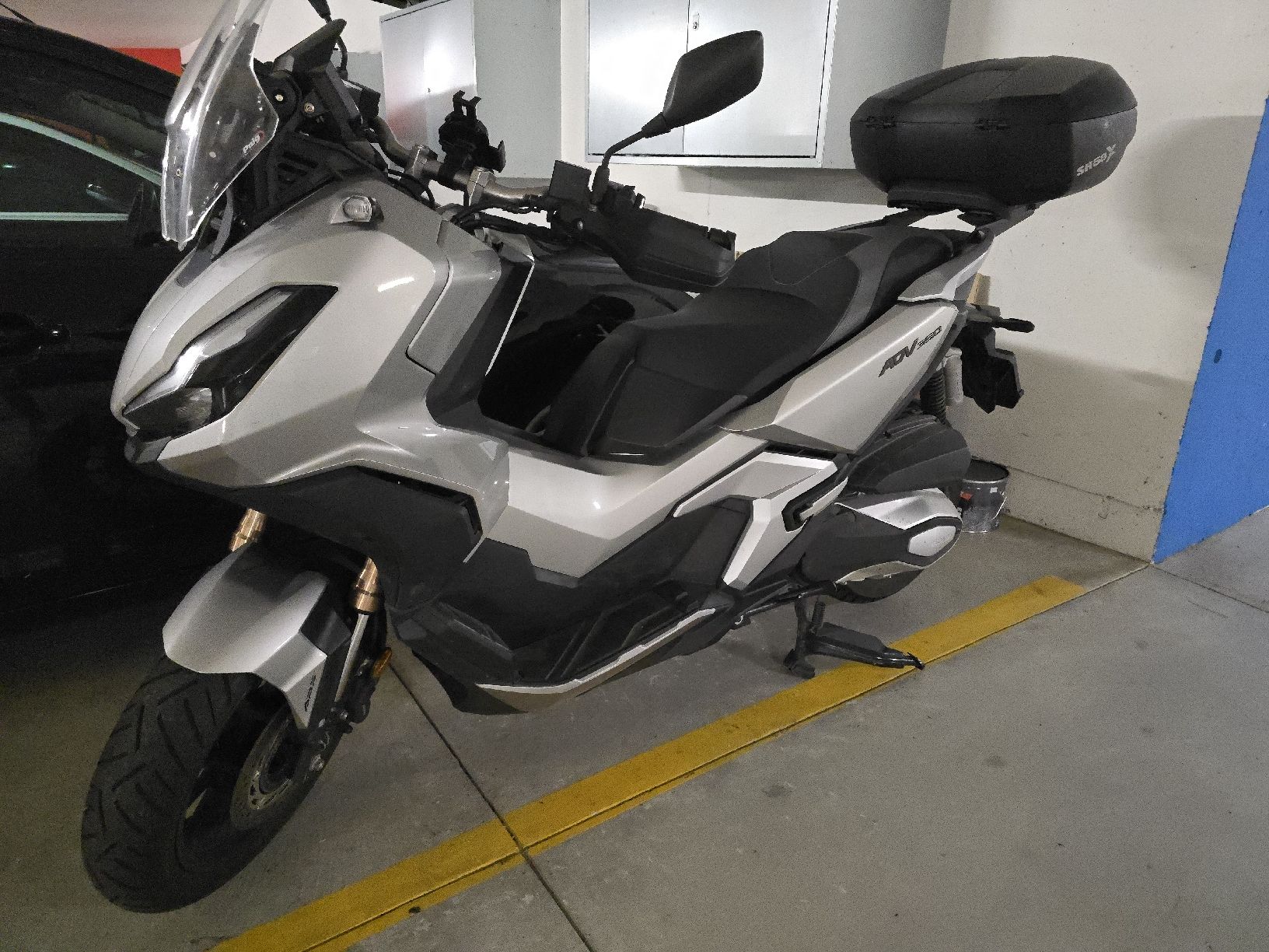 Honda Scooter: Honda ADV 350 – Usato da Menziken venduto da bilo.09. 2