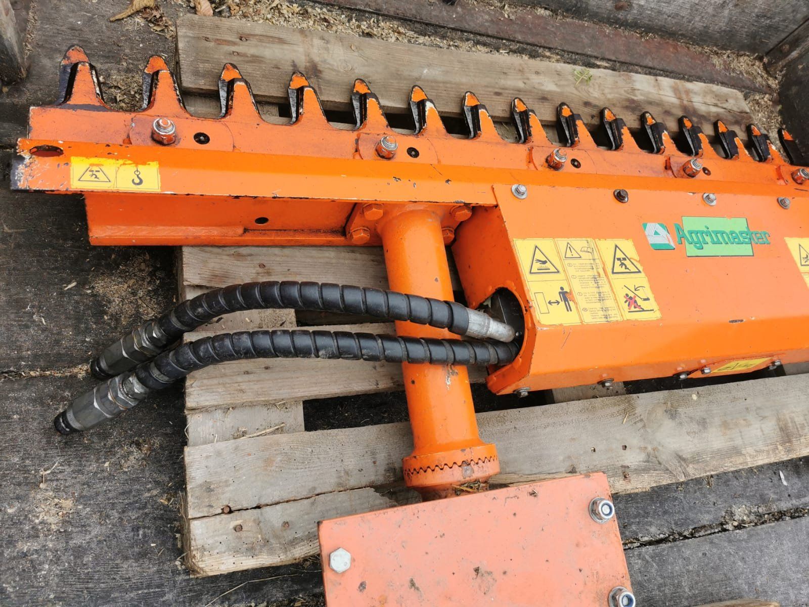 Alle Maschinen: Astschneide Astschere hydraulisch Agrimaster BR 50 / 145 – Gebraucht aus Ellikon a d Thur von andy8548 1
