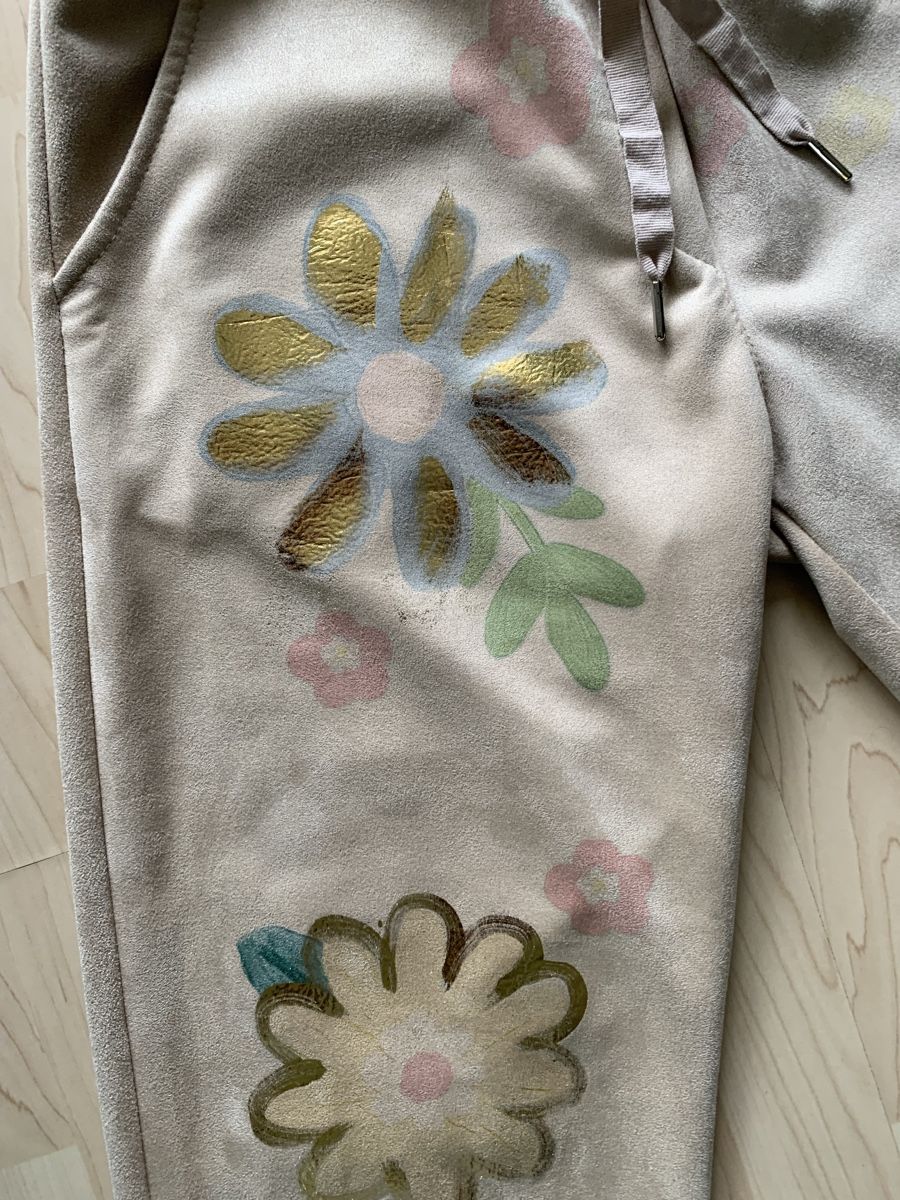 Pantaloni: Super bequeme Freizeithose mit Blumenmuster, Gr. M/L – Nuovo (secondo la descrizione) da Zürich venduto da Auschra1 2