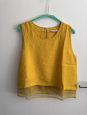 Cubic Yellow Summer Top, Size M, Sleeveless 