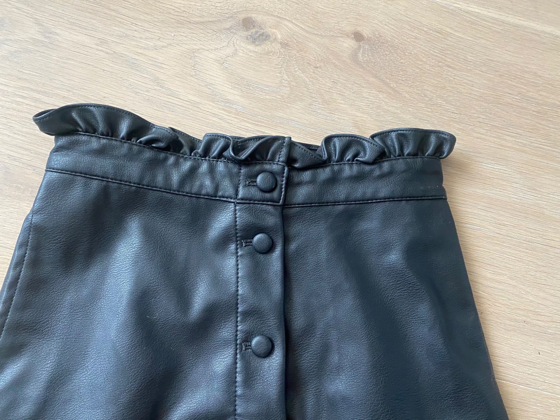 Röcke: wunderschöner kunst leder jupe xs – Neu (gemäss Beschreibung) aus Neuhausen am Rheinfall von stundgirl 1
