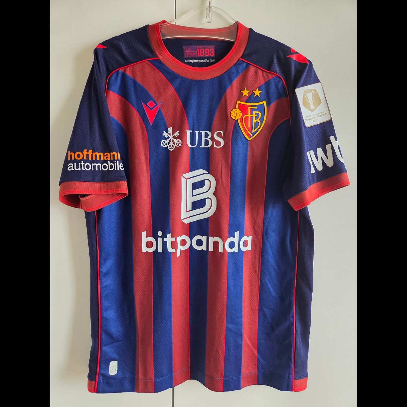 Maillots de corps & Pantalons: matchworn fc Basel – D'occasion à La Chaux-de-Fonds par tur_nkx9 1
