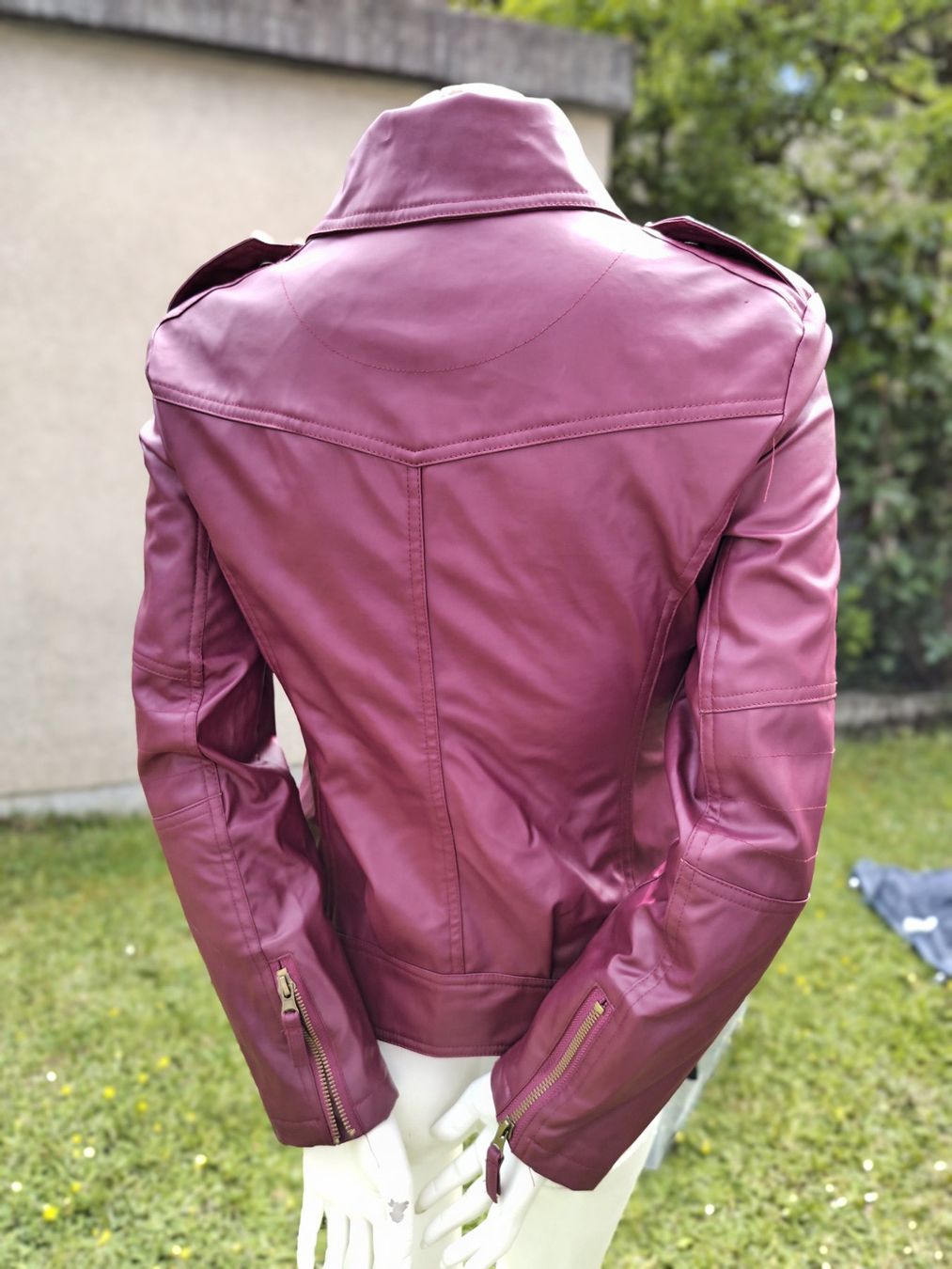 Giacche: Damen Jacke kurz, Bordeaux, Gr. S – Nuovo (secondo la descrizione) da STEFFISBURG venduto da Sumerstorm 2