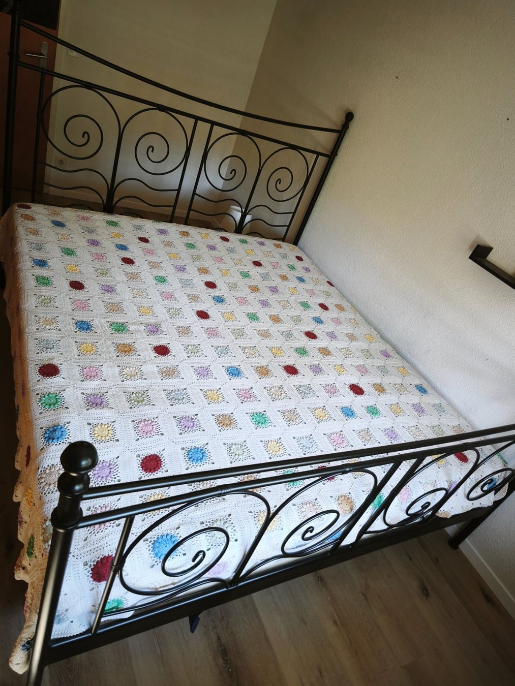 Ikea Letti: Bettgestell 180 x 200 – Usato da Gansingen venduto da linaus