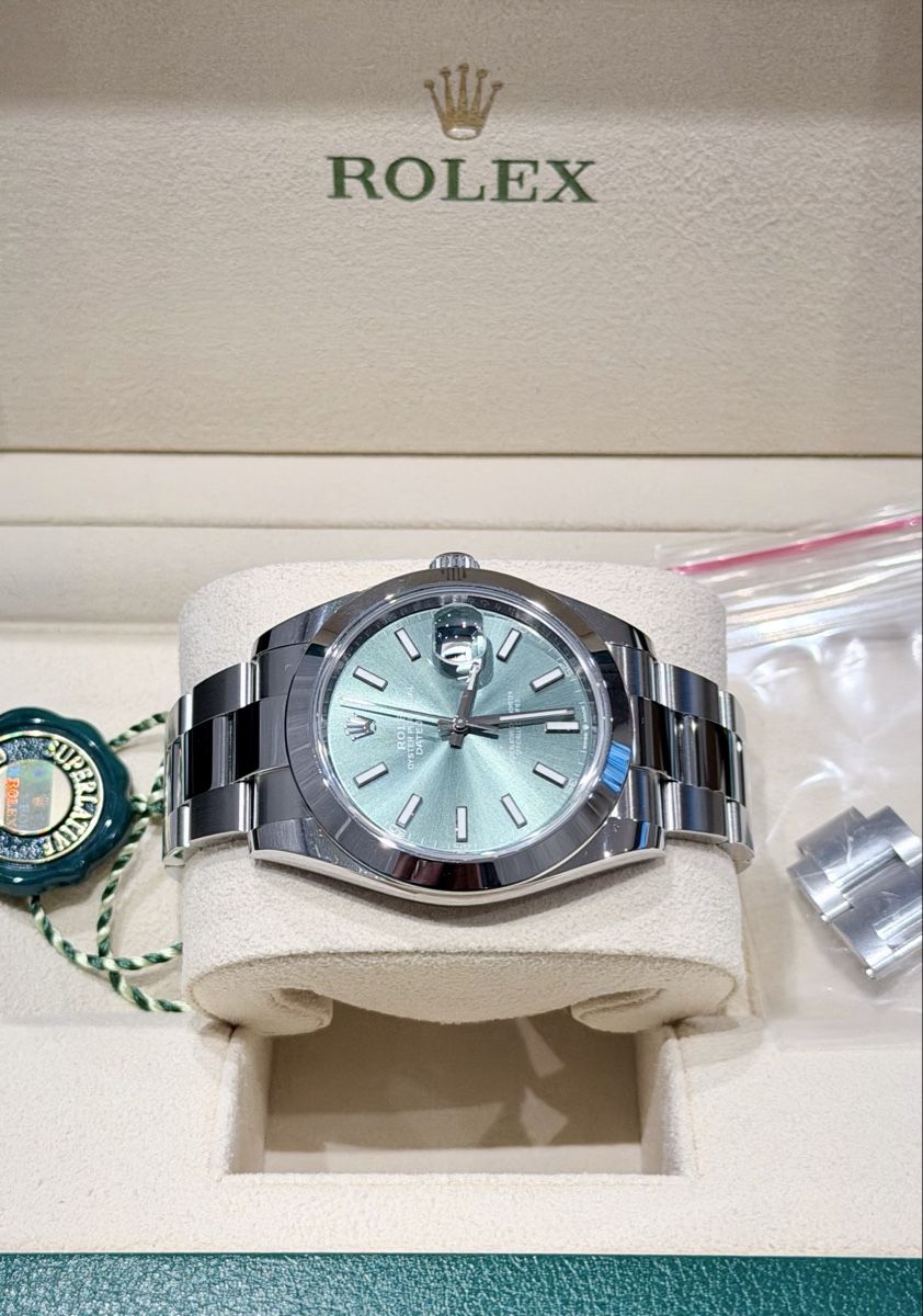 Rolex Uhren: Rolex Datejust 41 Mint-Green – Gebraucht aus Zürich von WATCHROOM 3
