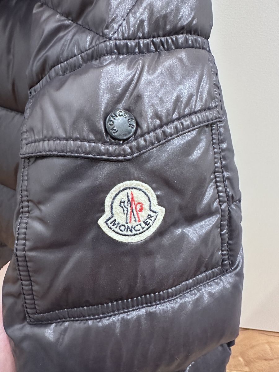 Moncler Jacken: Moncler down jacket 2022 – Gebraucht aus Kirchberg SG von SchweizerStein 1