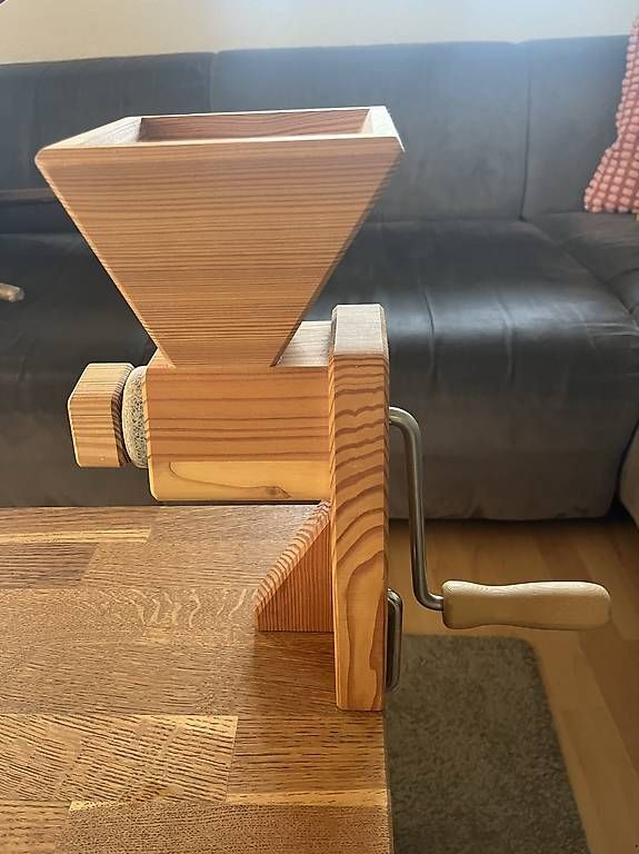 Küchengeräte: Getreidemühle – Gebraucht aus Cham von mar_25ft 3