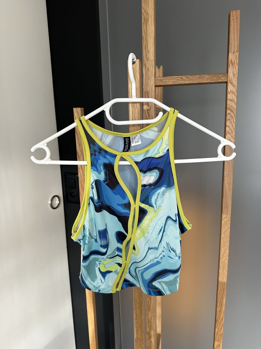 Top: Top mit Cut Out – Usato da Gipf-Oberfrick venduto da Gabor5