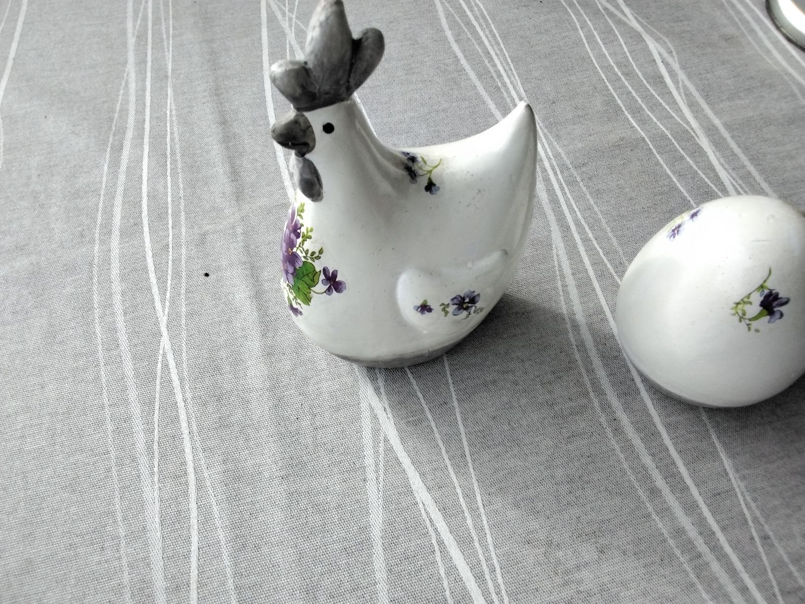 Statuette: DEKO HUHN UND EI – Usato da Biel/Bienne venduto da dasi3