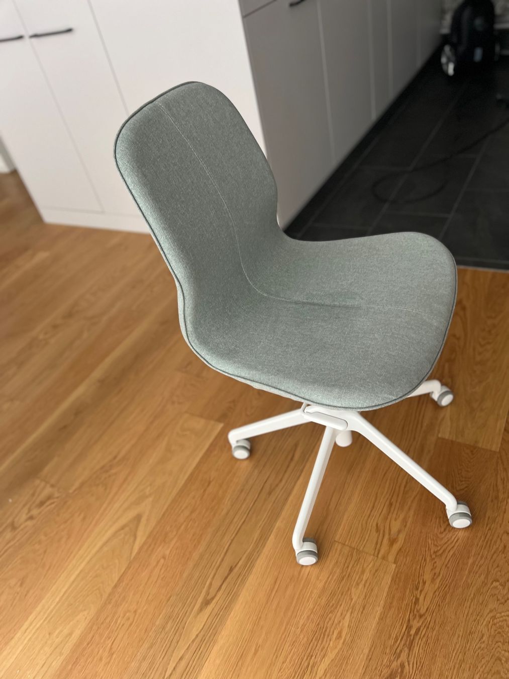 Ikea Sedie: Bürostuhl von Ikea neuwertig – Usato da Baden venduto da jul_hp82 1