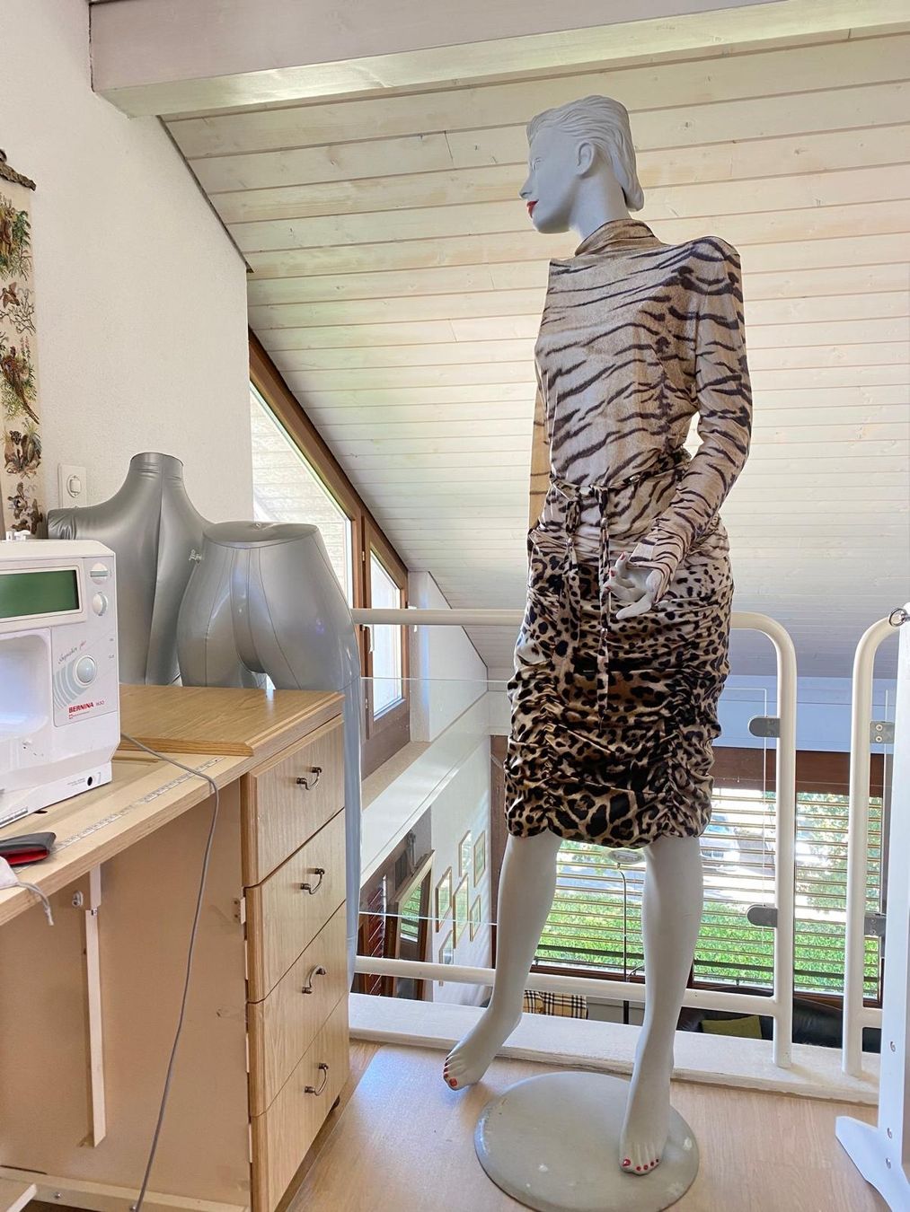Roberto Cavalli Gonne: Exklusiver Seidenjupe ROBERTO CAVALLI – Nuovo (secondo la descrizione) da Neuhausen venduto da Lechasseur 8