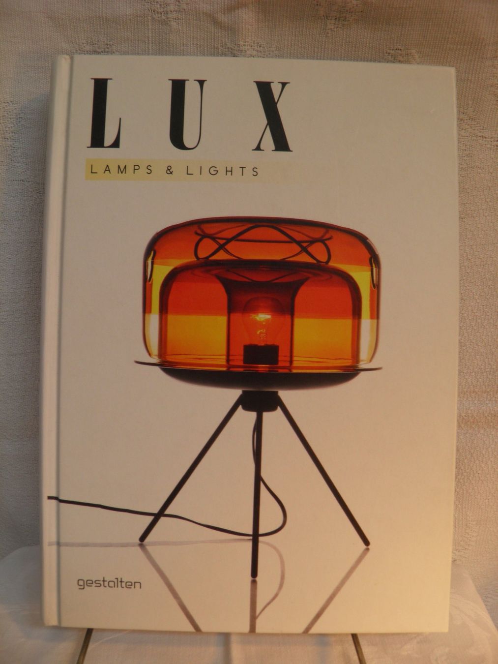 Libri: Buch LUX Lamps & Lights – Usato da Rüti ZH venduto da corvus-corvus