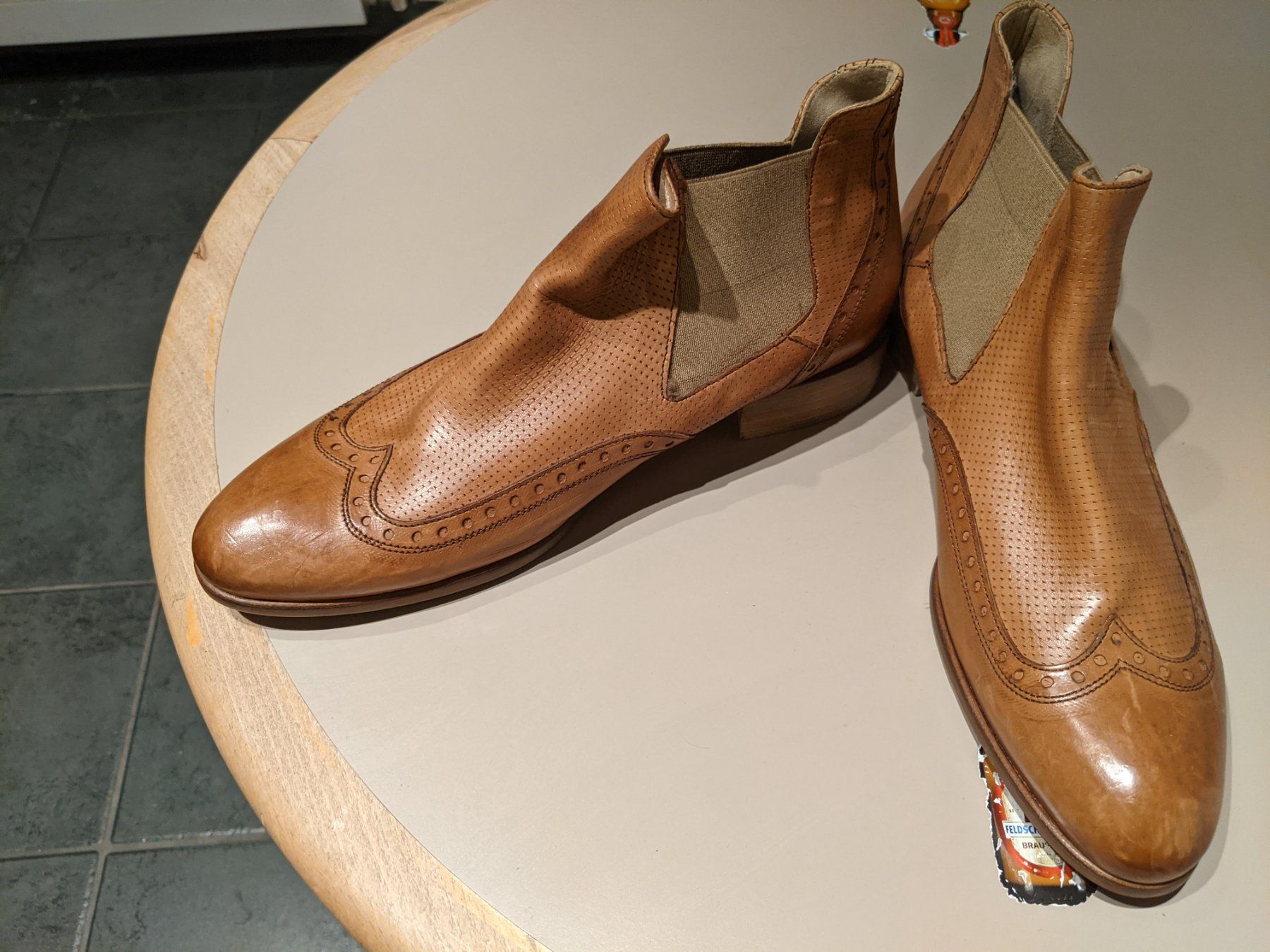 Scarpe da donna: Neue Stiefelette GR 38.5 – Nuovo e nell'imballaggio originale da Langnau am Albis venduto da Judithsebi 2