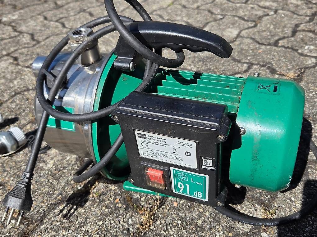 Pompe & Parti di ricambio: Tauch- / Gartenpumpe – Usato da Lausen venduto da 04362