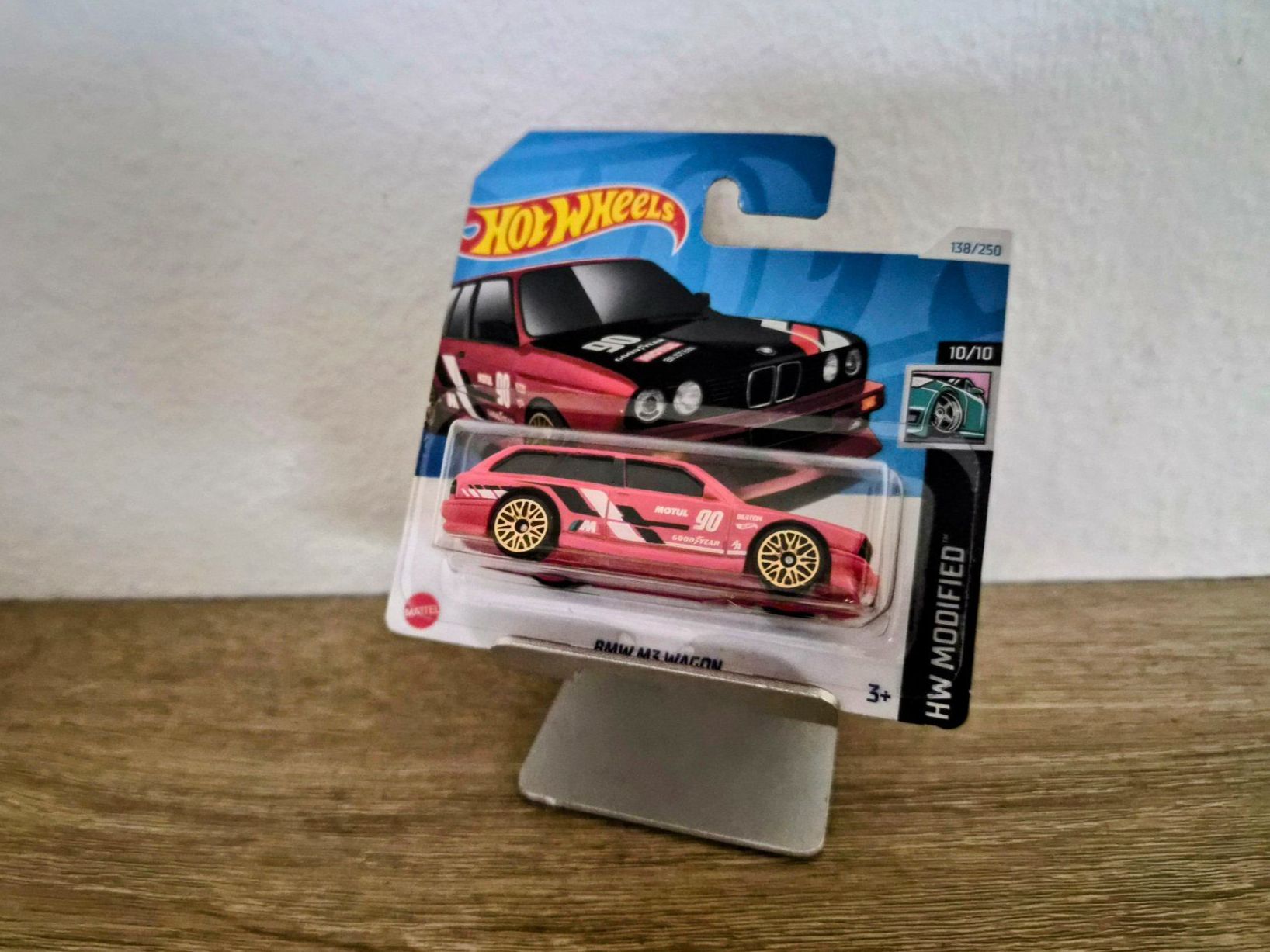 Hot Wheels Voitures modèles: Hot Wheels BMW E30 M3 Wagon 2x – Neuf avec emballage d'origine à LUZERN par 6O15 1