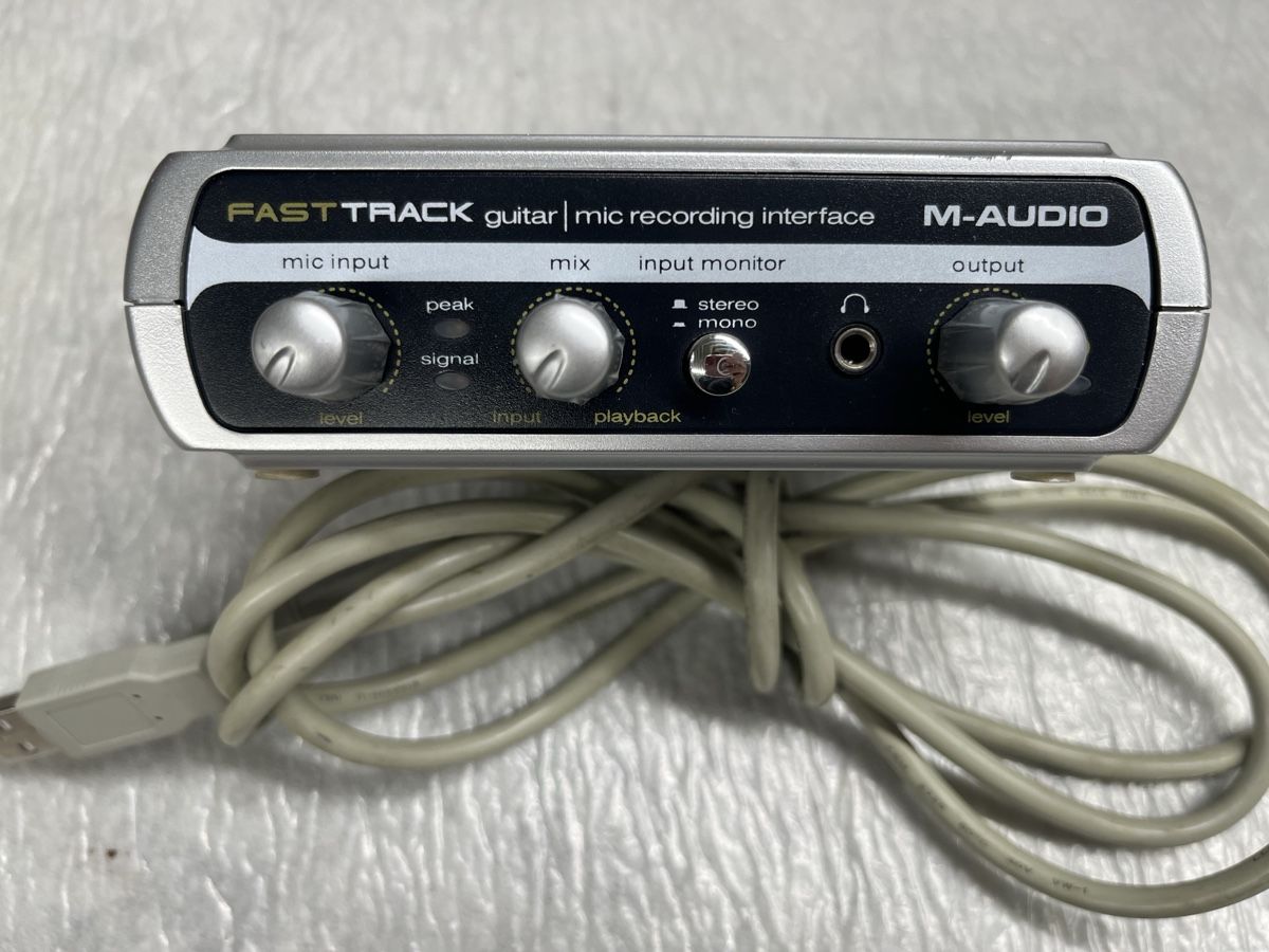 M-Audio Attrezzatura per studi di registrazione: M-AUDIO Fast Track Audio Interface Gitarre/Mic – Usato da Bonstetten venduto da MichalTkac