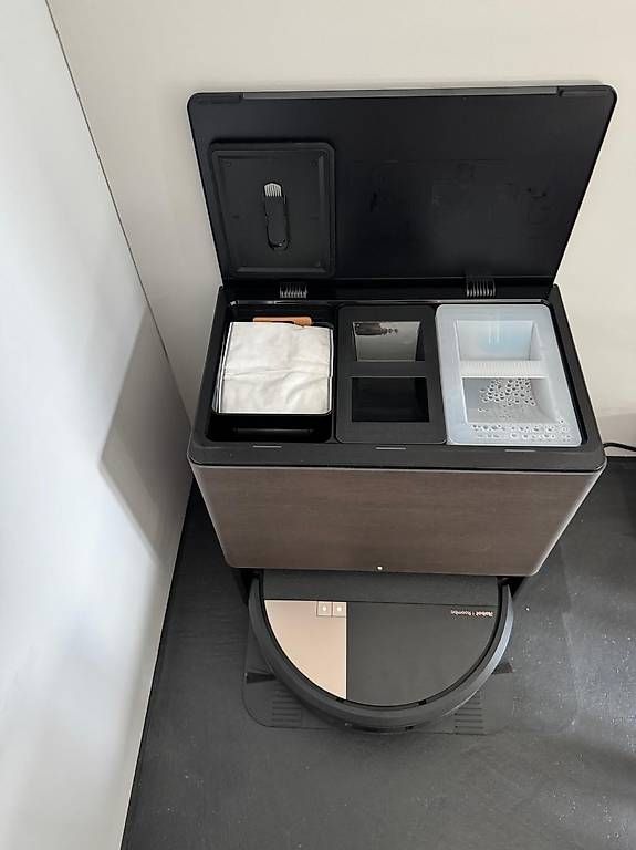 Aspirapolveri & Accessori: iRobot Roomba Max 705 Combo + AutoWash Dock  kaum gebraucht – Usato da Aarau venduto da sgulizia 2
