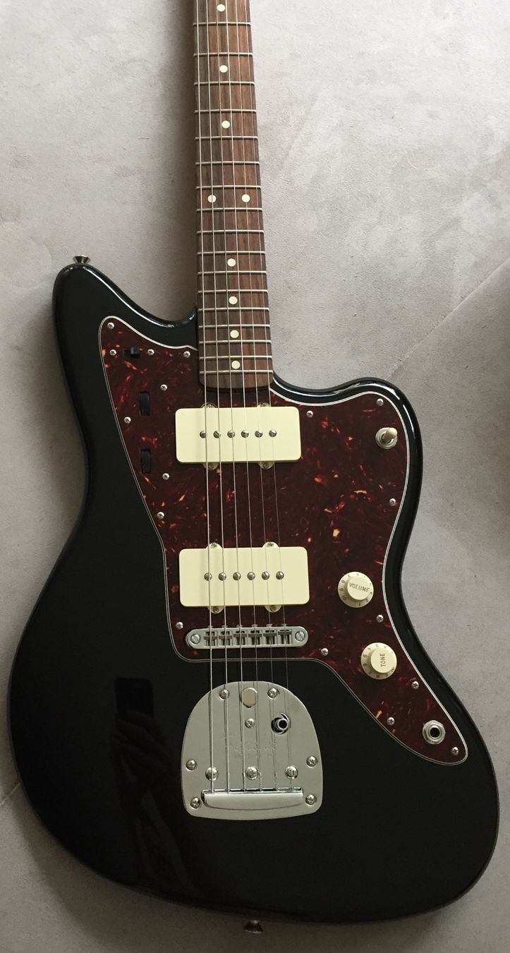 Fender Musikinstrumente: Fender Classic Player Jazzmaster Special – Black – Neu (gemäss Beschreibung) aus Oetwil a.d. Limmat von music_playthings 3