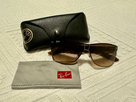 Ray-Ban Modell RB 3844