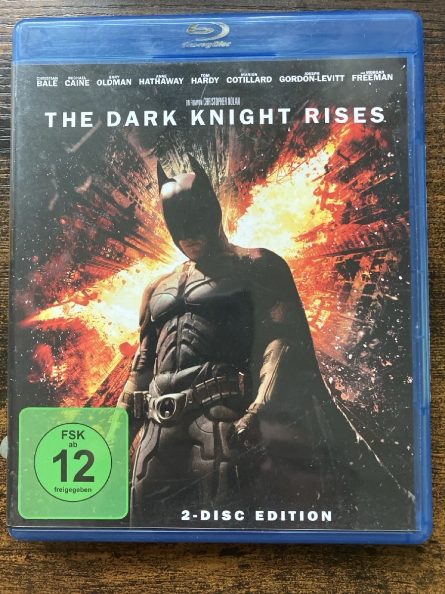 Tutti i DVDs: The Dark Knight rises BluRay – Usato da Glarus venduto da Jhuber78