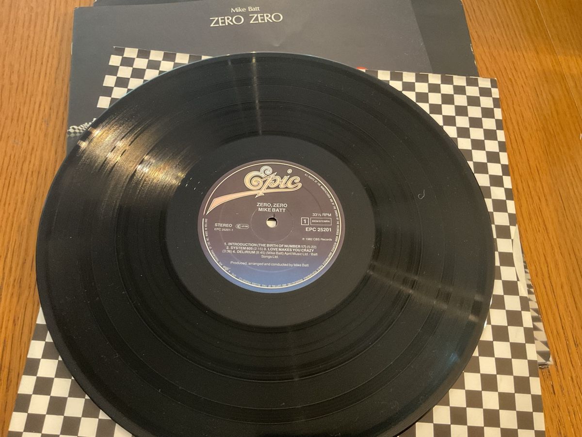 Dischi in vinile: Mike Batt - Zero Zero Schallplatte - Top Zustand!1982 – Usato da Steinach venduto da Quarkie 3