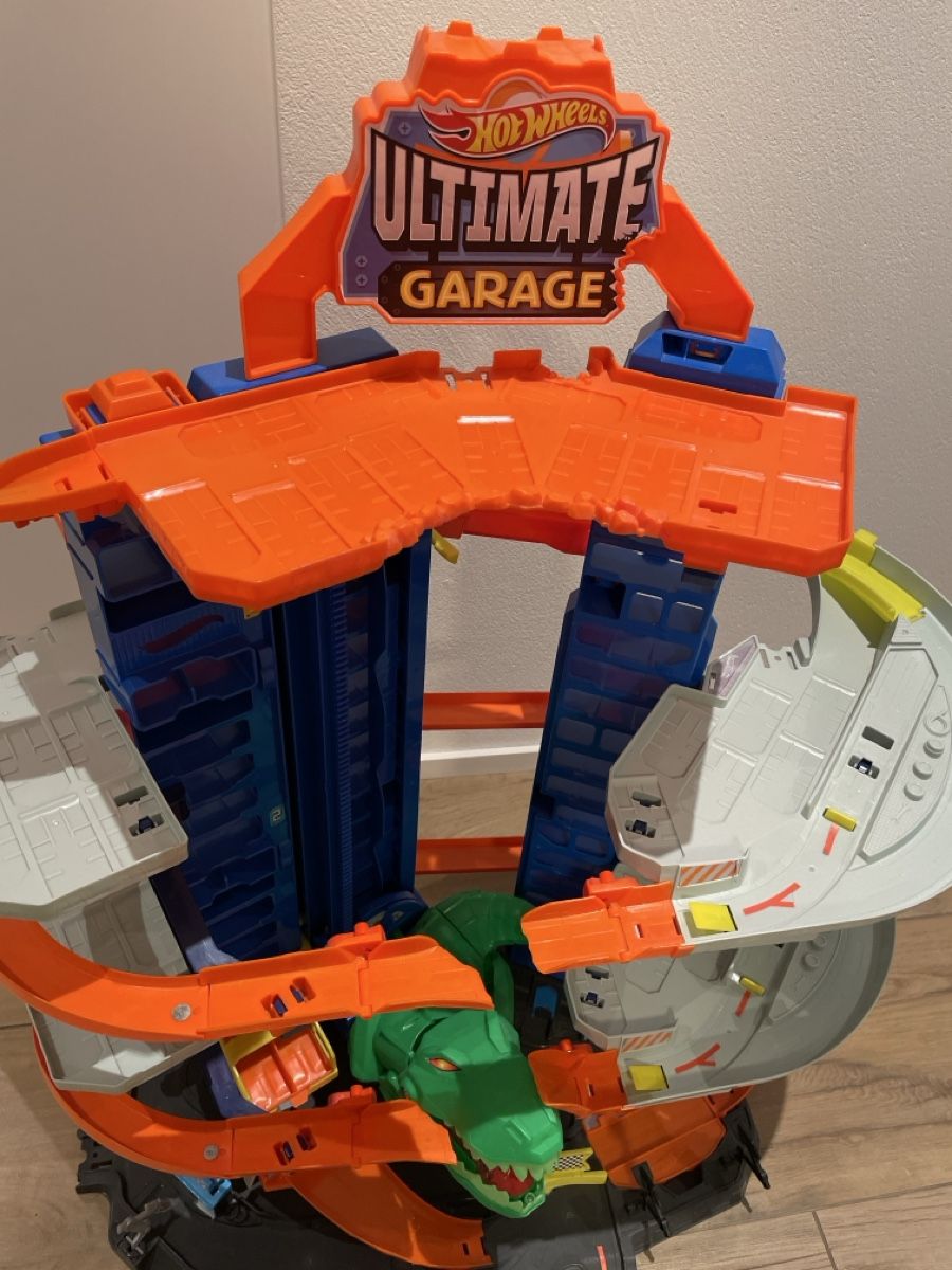 Hot Wheels Giocattoli: Hot Wheels Ultimativ Garage – Difettoso da Uznach venduto da Player6 5