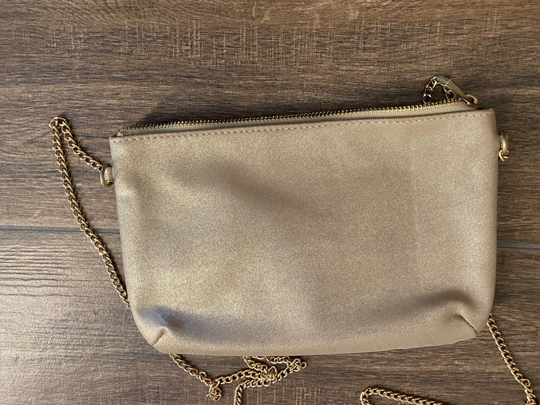Borse da donna: Clutch beige Glitzer mit Kette in gold – Usato da Pratteln venduto da a23_j2gs 2