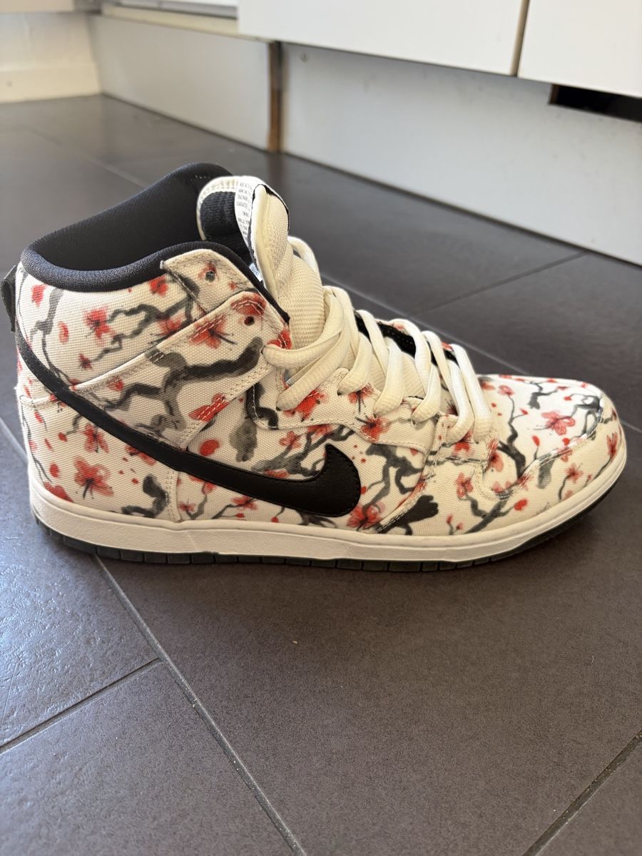 Nike Herrenschuhe: Nike SB Dunk High Cherry Blossom – Gebraucht aus Zürich von Jerome.G. 1