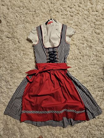 Dirndl Marjo und Krüger Bluse kariert rot Grösse 34 für 36