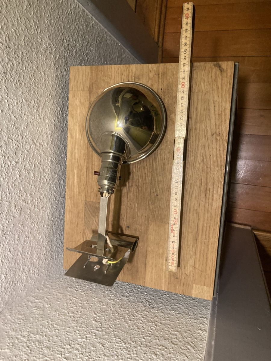 Lampade: ALTE CLIP LAMPE BRYANT – Usato da Bottmingen venduto da Surubi 7