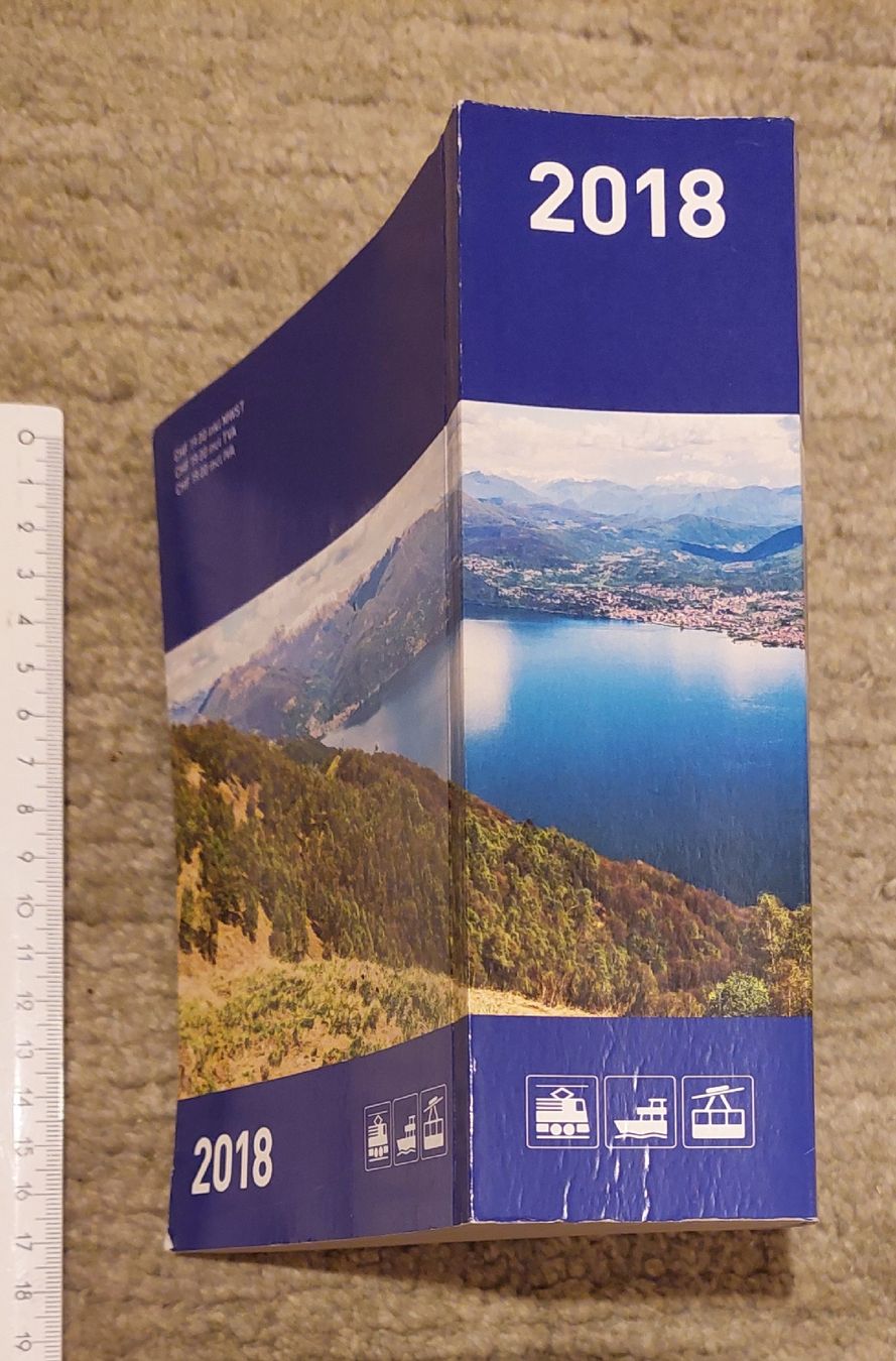 Libri: Kursbuch des schweizer ÖV 2018 – Usato da Zürich venduto da Cortin 1
