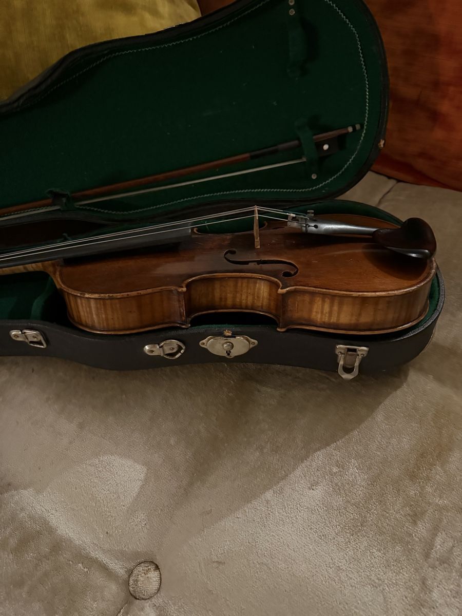 Strumenti musicali: Alte wunderschöne Geige mit dem Bogen – Usato da Fruthwilen venduto da Mariya13 5