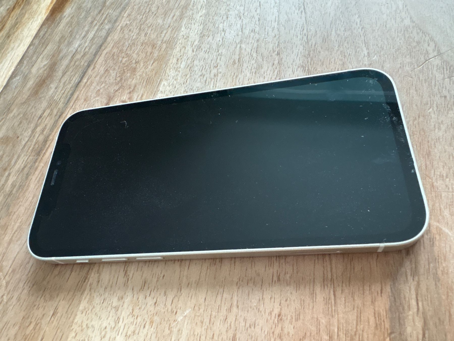 Apple Portables: iPhone 12, 256 GB, weiss, defekt – Défectueux à Basel par Christine555 2