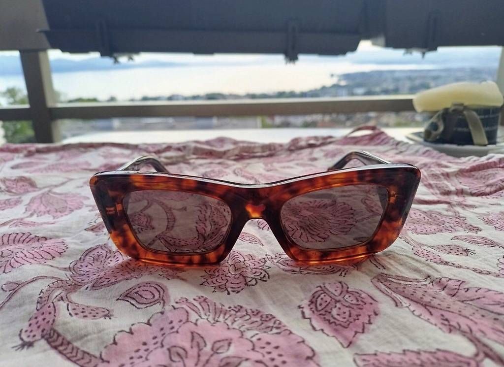 Prada Occhiali & Lenti: Prada Sonnenbrille – Usato da Zürich venduto da mvru_ti