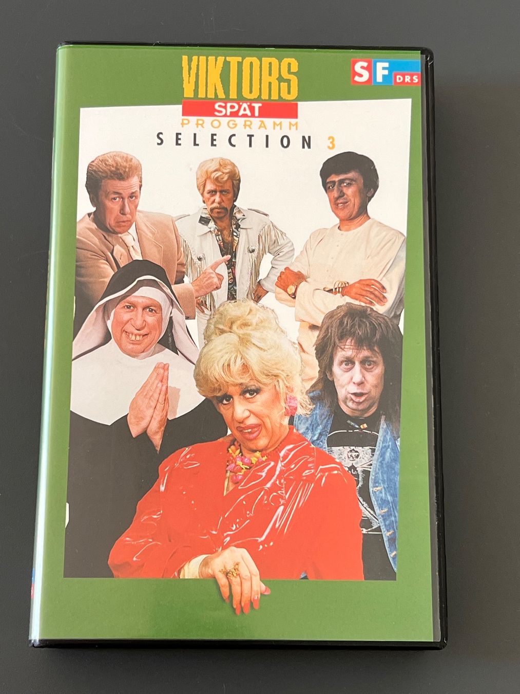 Alle VHS: Victor Giacobbo - Viktors Spätprogramm - VHS, Kult-Comedy – Gebraucht aus Arbon von mei_cnd6