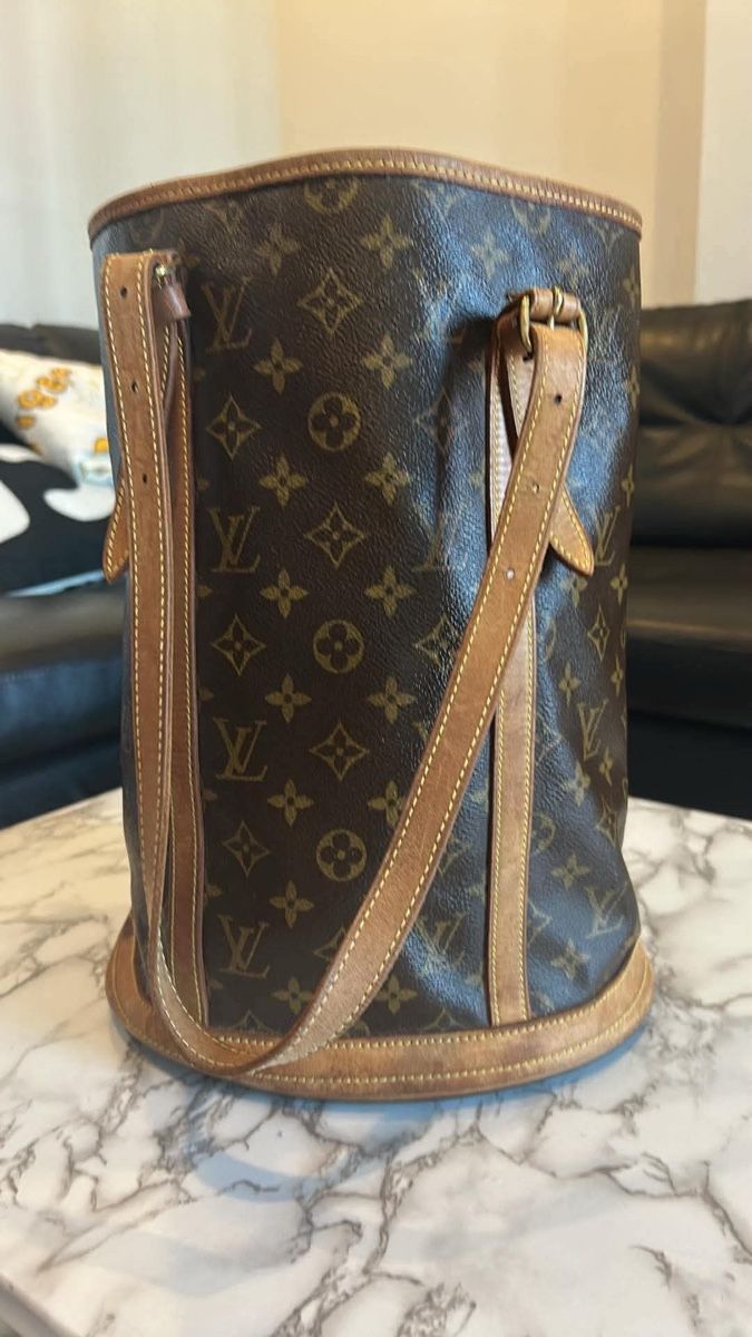 Louis Vuitton Borse da donna: Louis Vuitton Bucket 27 GM Monogram Canvas – Usato da Widnau venduto da Pukpan_99 7