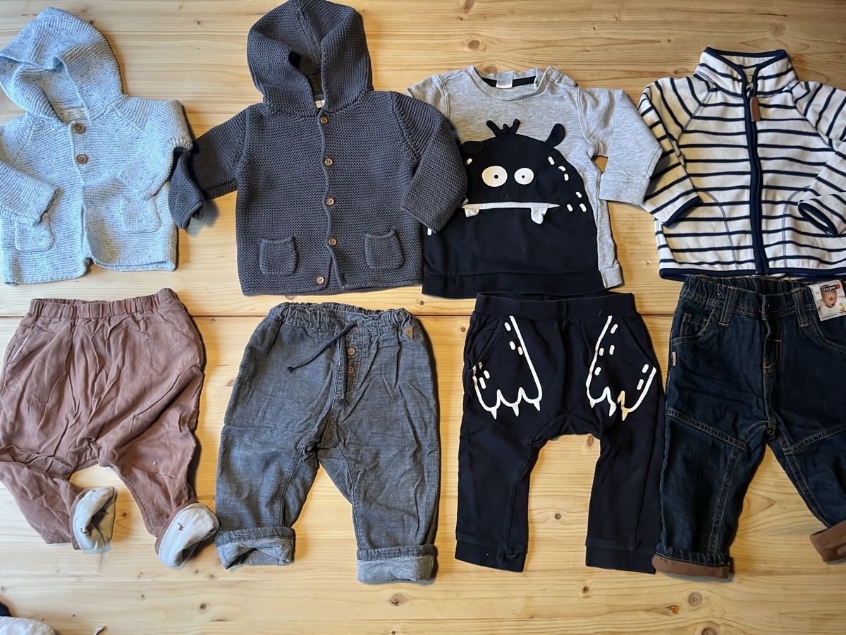 H&M Lotti & Set di vestiti: Kleiderpaket Gr. 74 / 80 Winter – Usato da Adelboden venduto da Jestil20 2
