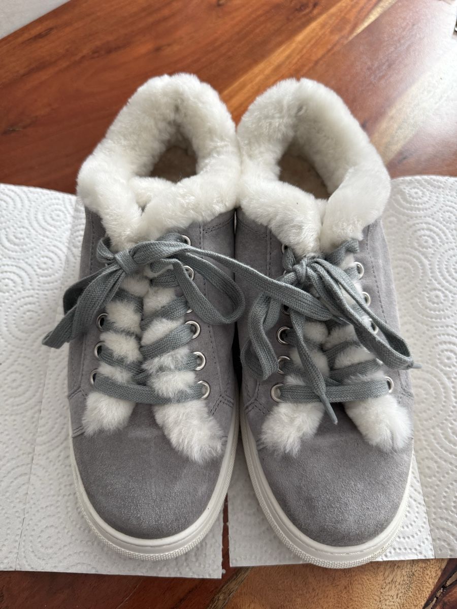 Scarpe da donna: Sneaker Grau gefüttert – Usato da Burgdorf venduto da Nessy02
