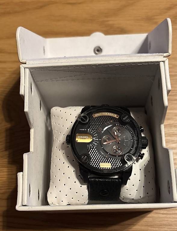 Orologi: Diesel Herrenuhr – Usato da Zürich venduto da ale_tvn8