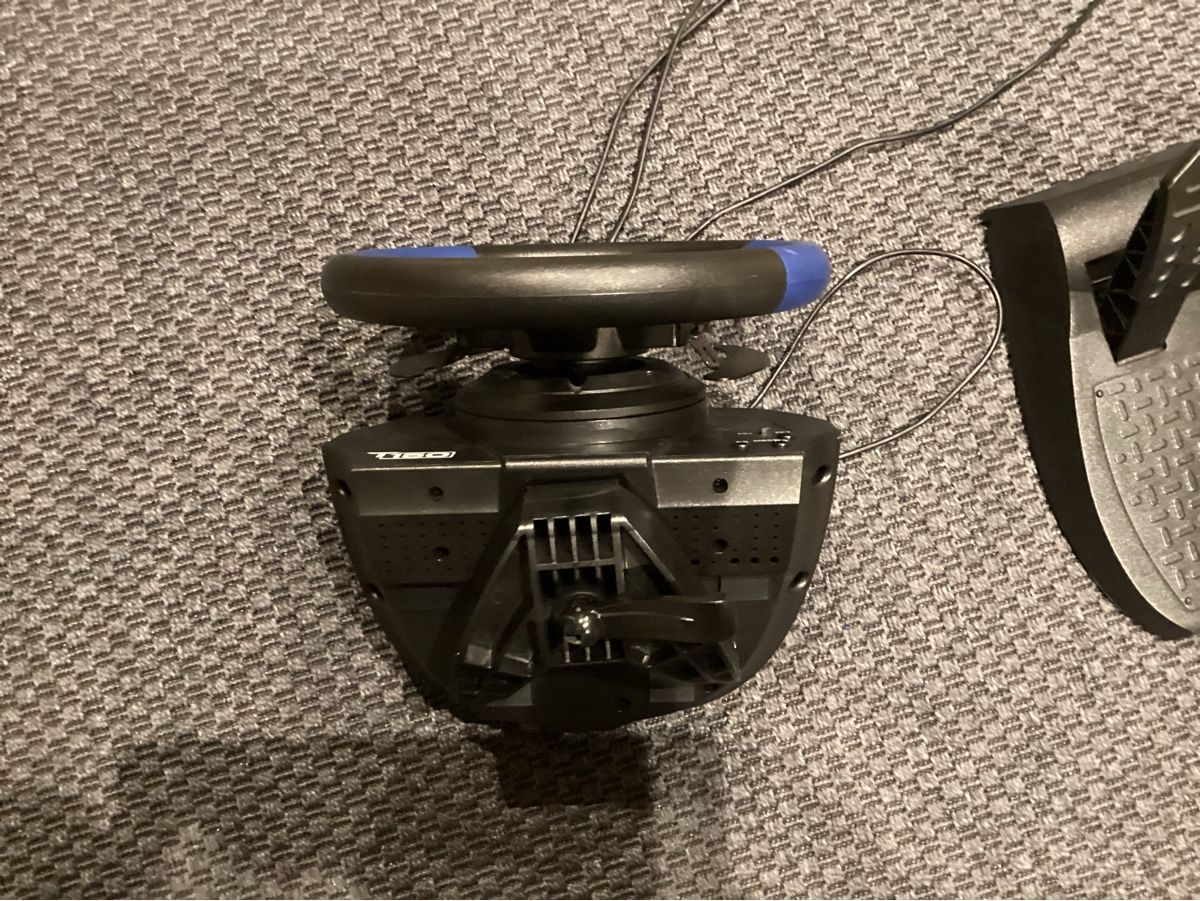Thrustmaster Controller: Volant Thrustmaster 150 – Neu (gemäss Beschreibung) aus Lussy-sur-Morges von vel_rm7p 2