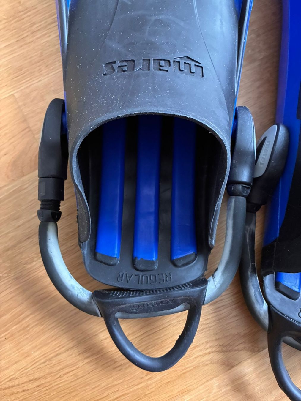 Mares Flossen, Masken & Schnorchel: Mares Avanti Quattro+ Blau Flossen Gr. Regular – Gebraucht aus Küsnacht ZH von awanderer_ 2