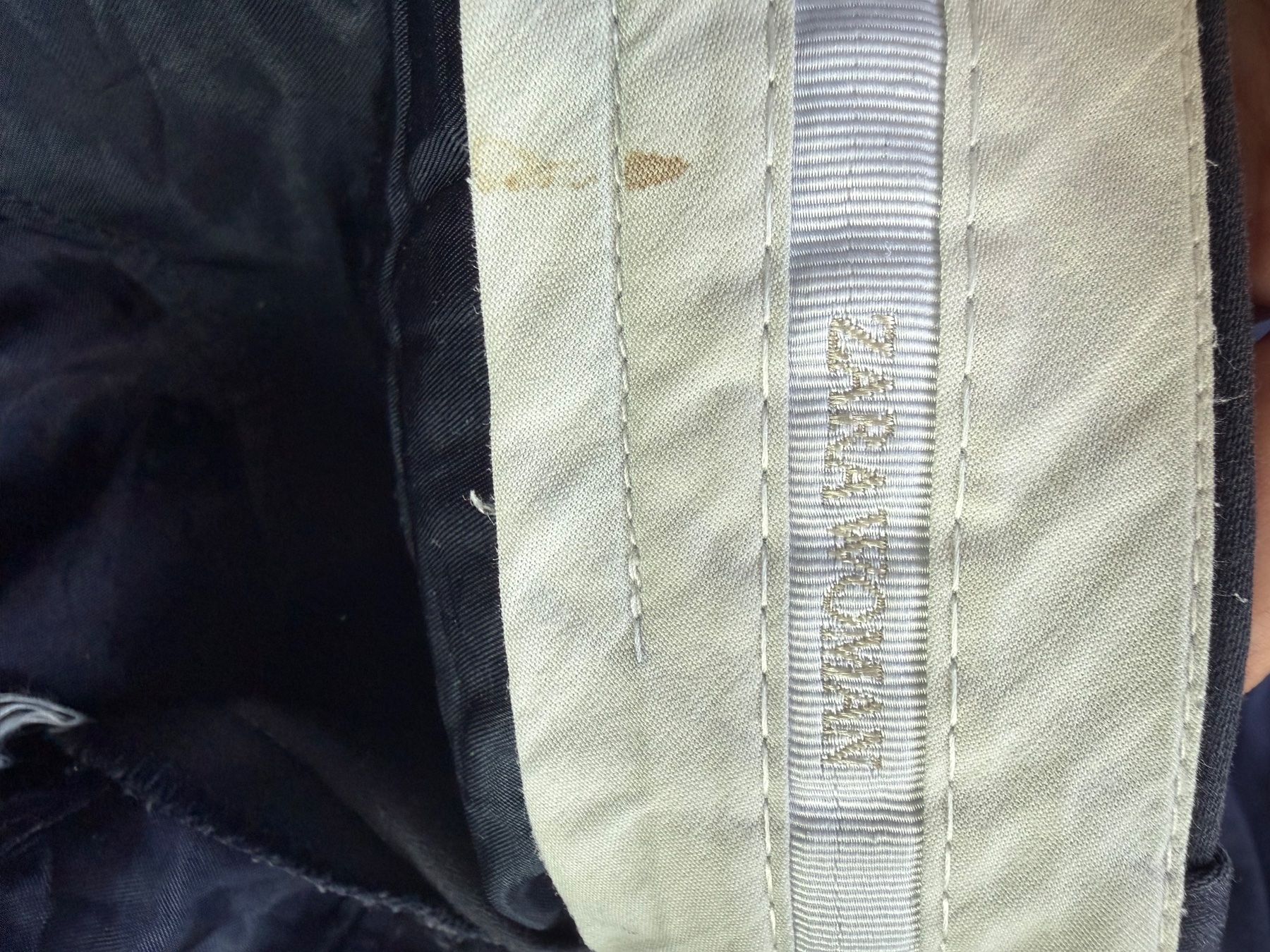 Zara Pantaloni: Blaue Zara Stoffhose – Usato da Altendorf venduto da Jeshy15 2