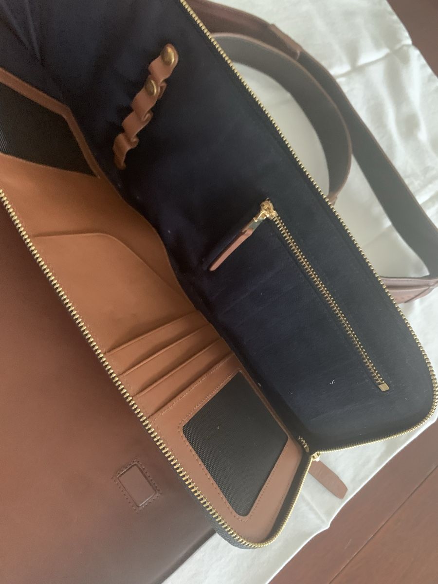 Valigie & Borse: Laptop Sleeve  Lapis Bard – Nuovo (secondo la descrizione) da Lugano venduto da Edera49 2