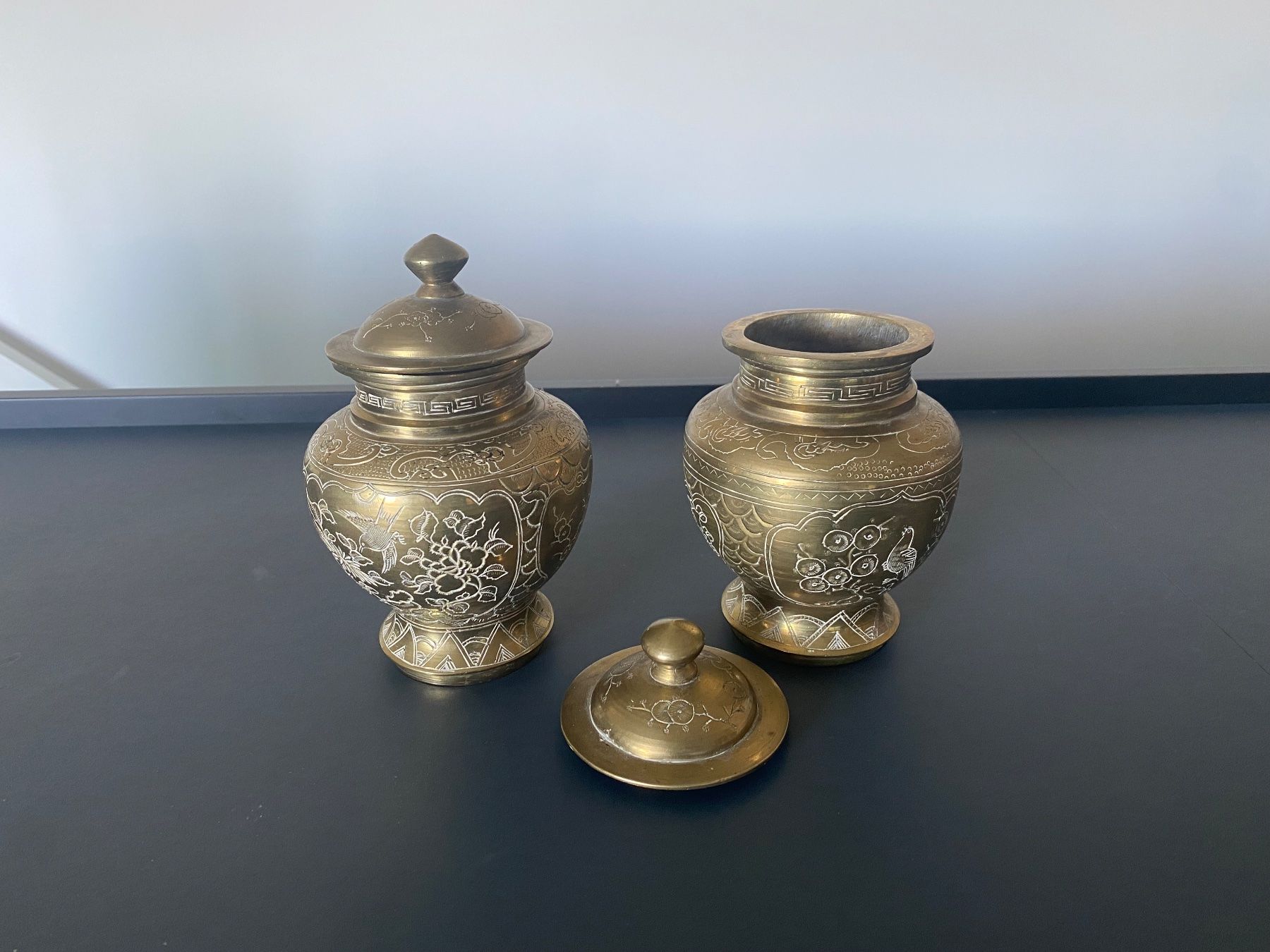 Vasi & Recipienti: Deckelgefässe/Vasen in schwerem Messing, Asien – Usato da Schaffhausen venduto da Theosike 1