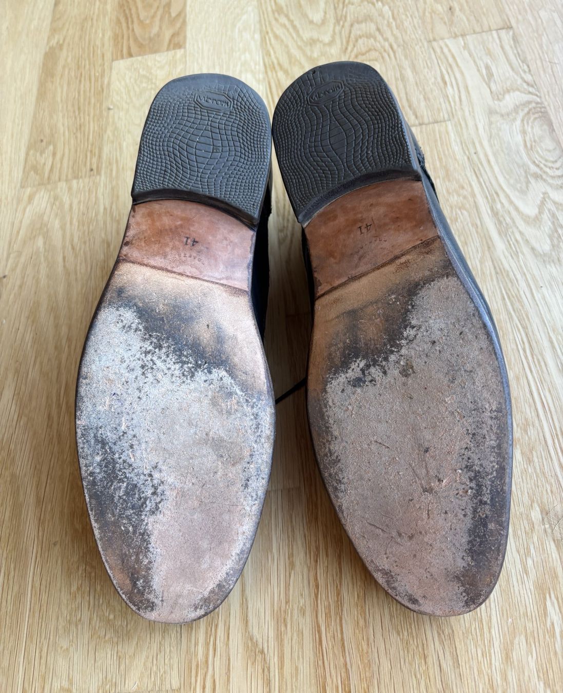 Scarpe da donna: Schwarzer Leder Schuhe – Usato da Riehen venduto da vendita 4