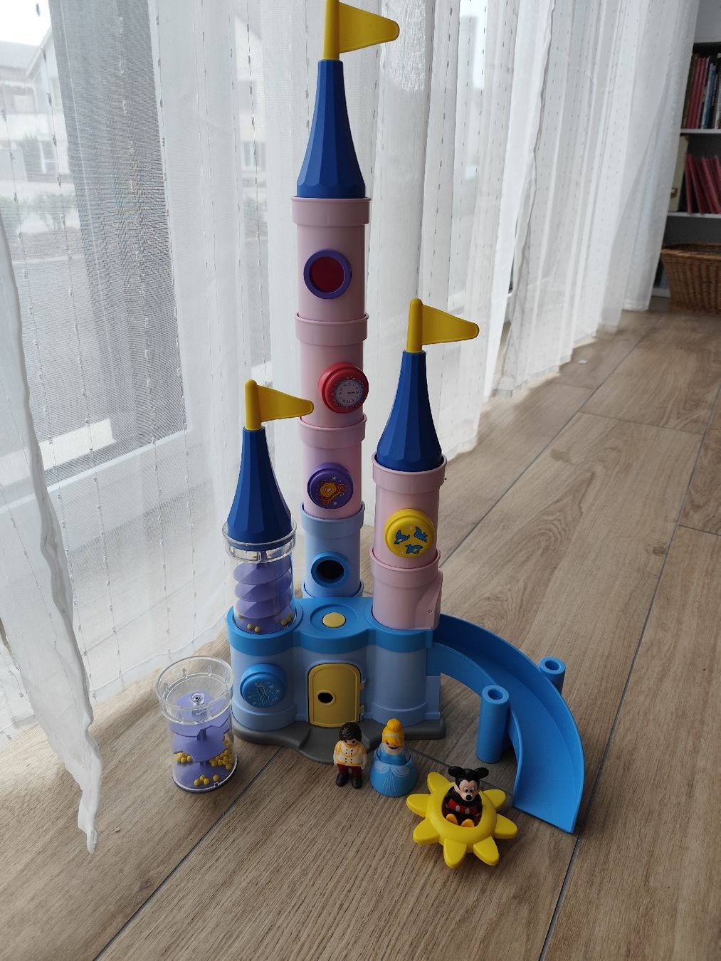 Playmobil Giocattoli: Playmobil Junior Disney Schloss plus Mickey Maus – Usato da Tägerwilen venduto da Sarahli01
