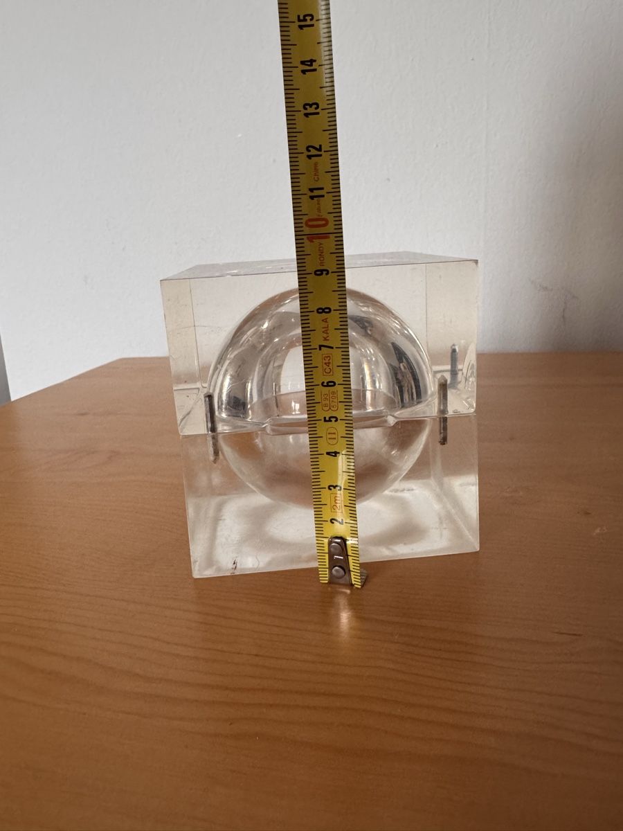 Autres décorations & accessoires: Otto Röhm  plexiglas cube transparent – D'occasion à Vésenaz par ang_5z9t 7